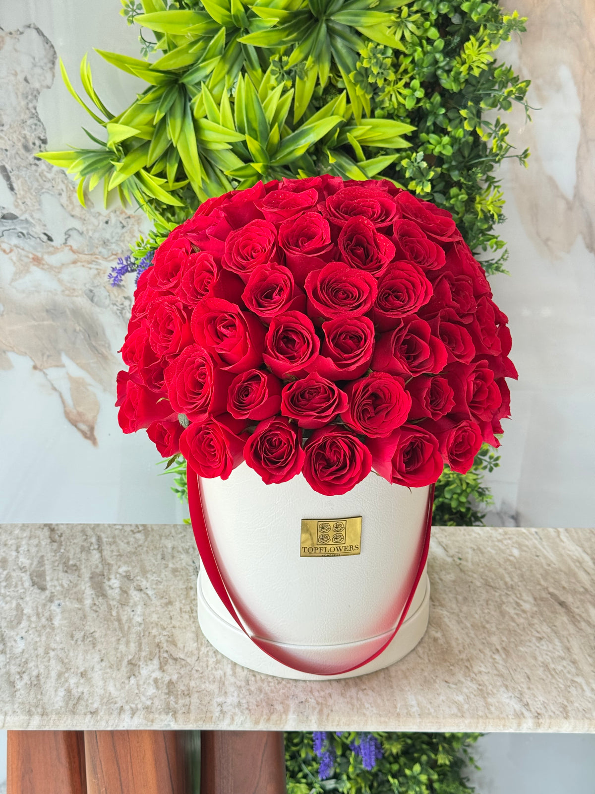 100 Roses Round Box | Top Flowers