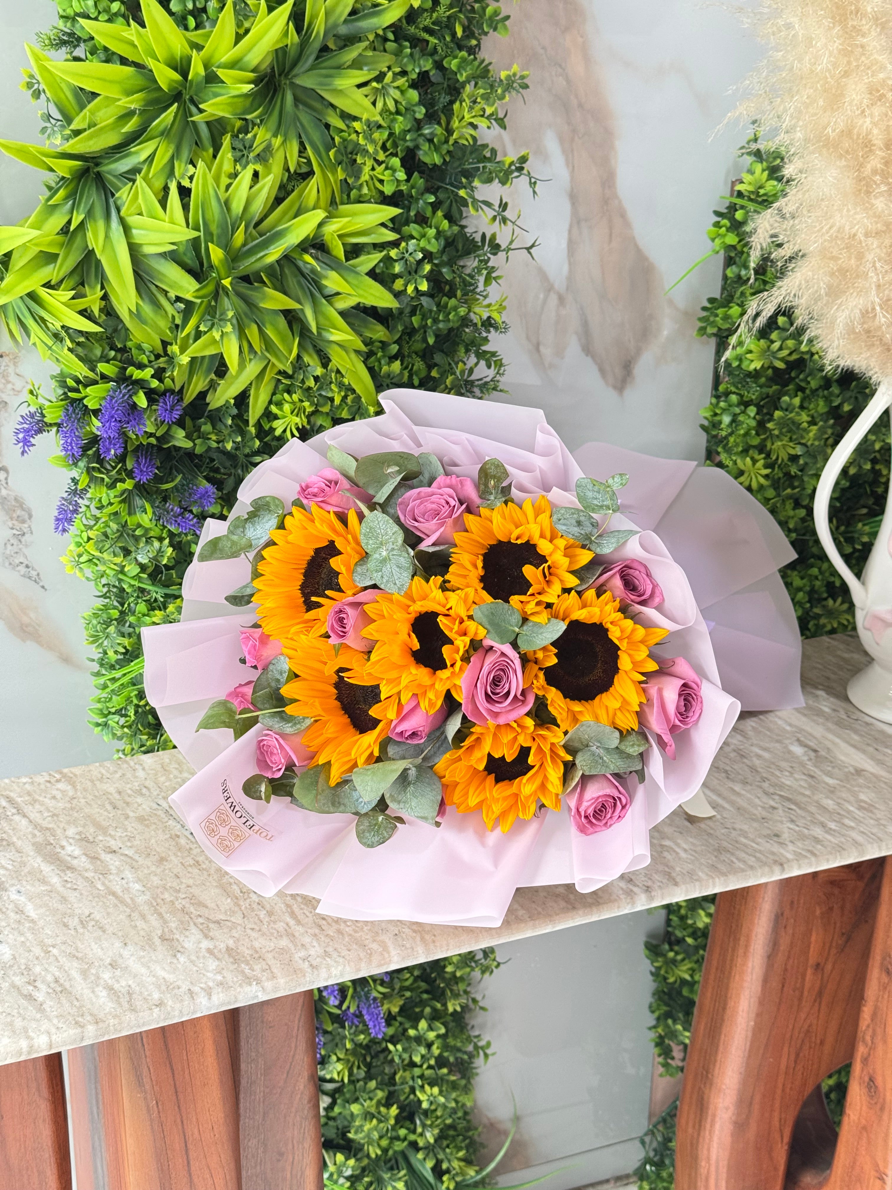 Sunflowers & Roses M