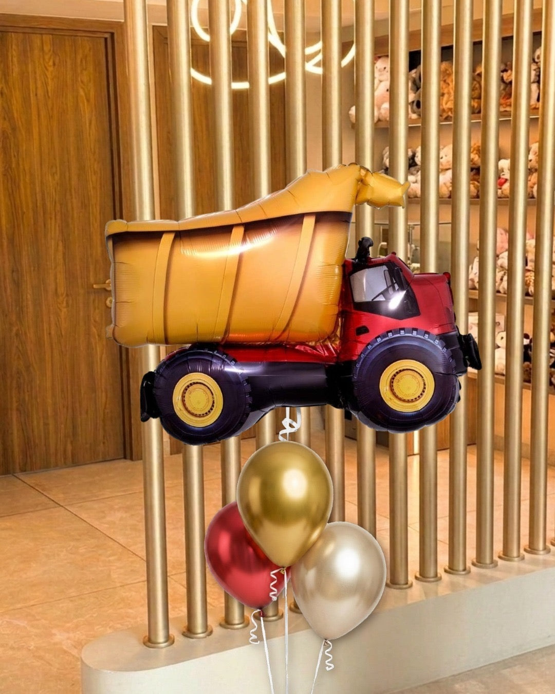 Dump Truck Balloon