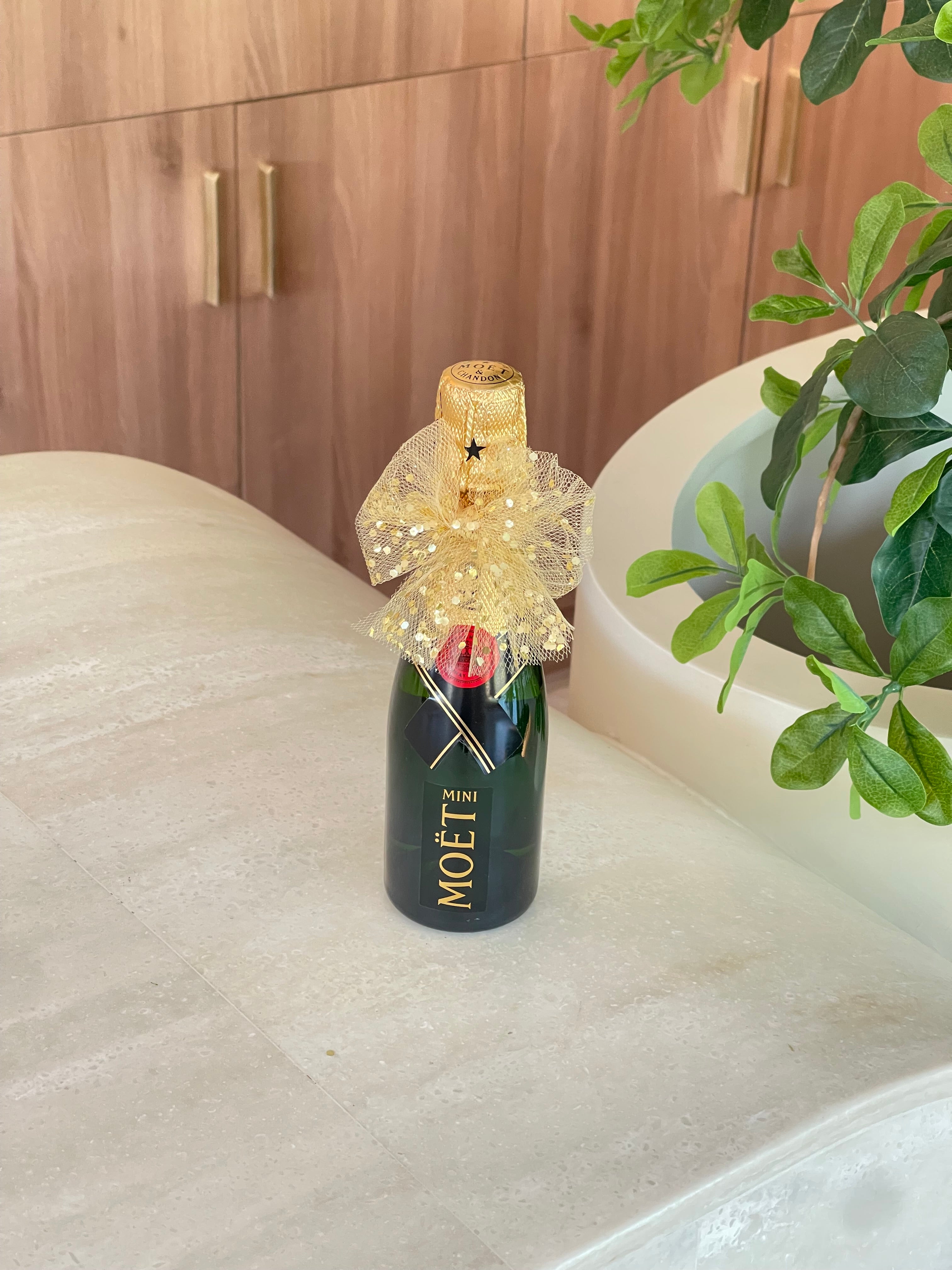 Mini Moet