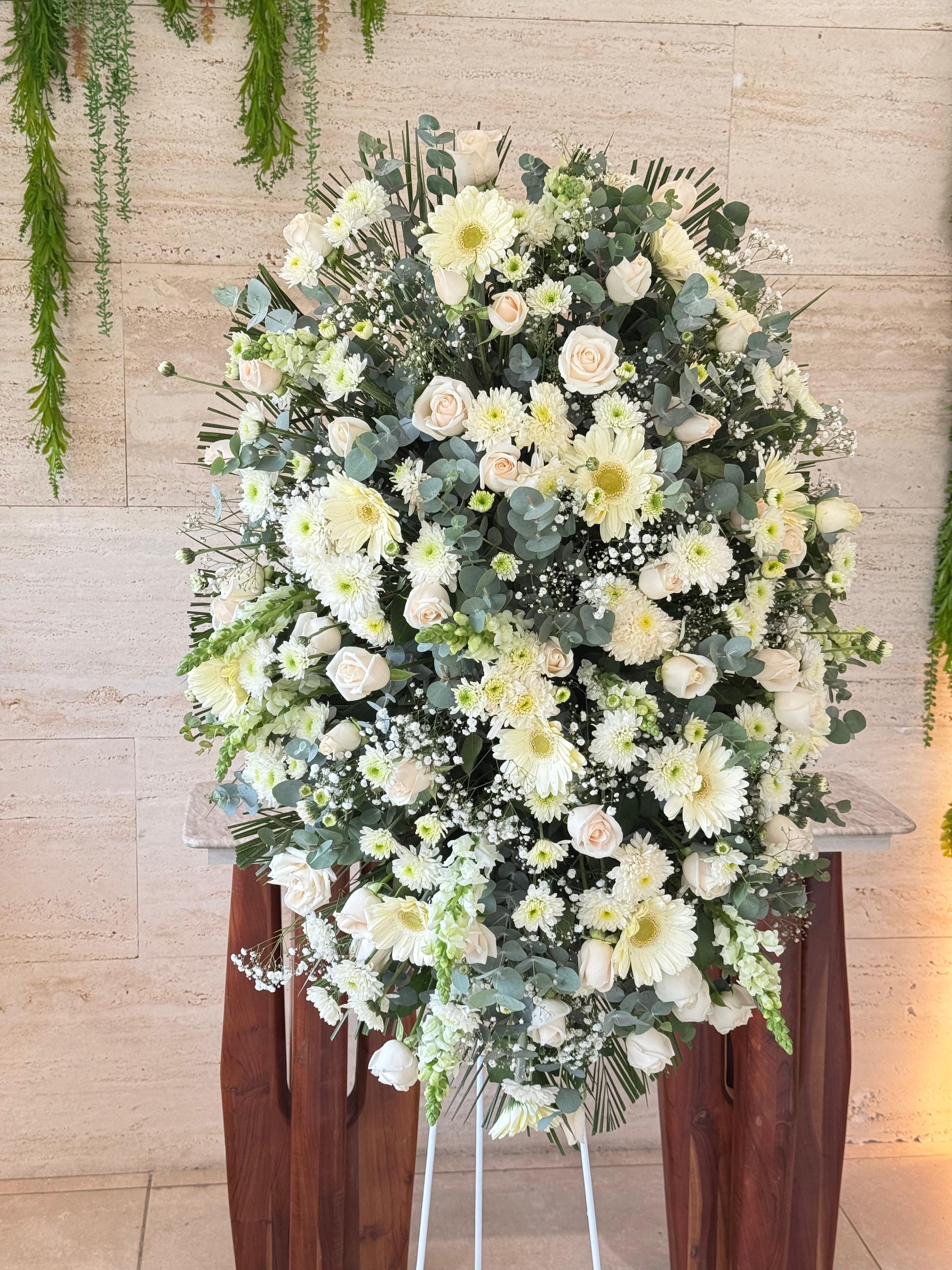Sympathy Pedestal