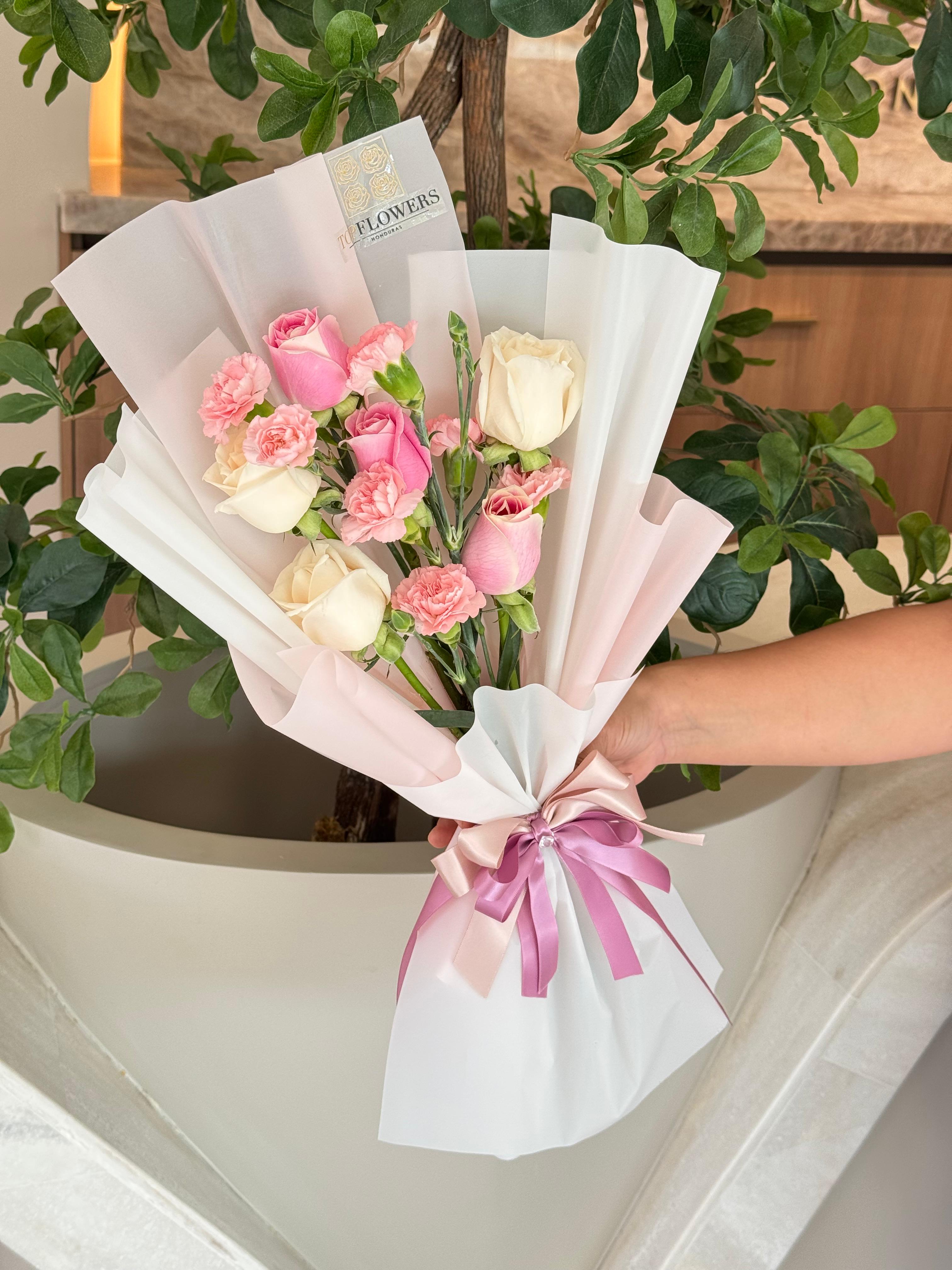 Sweet Six Roses Bouquet