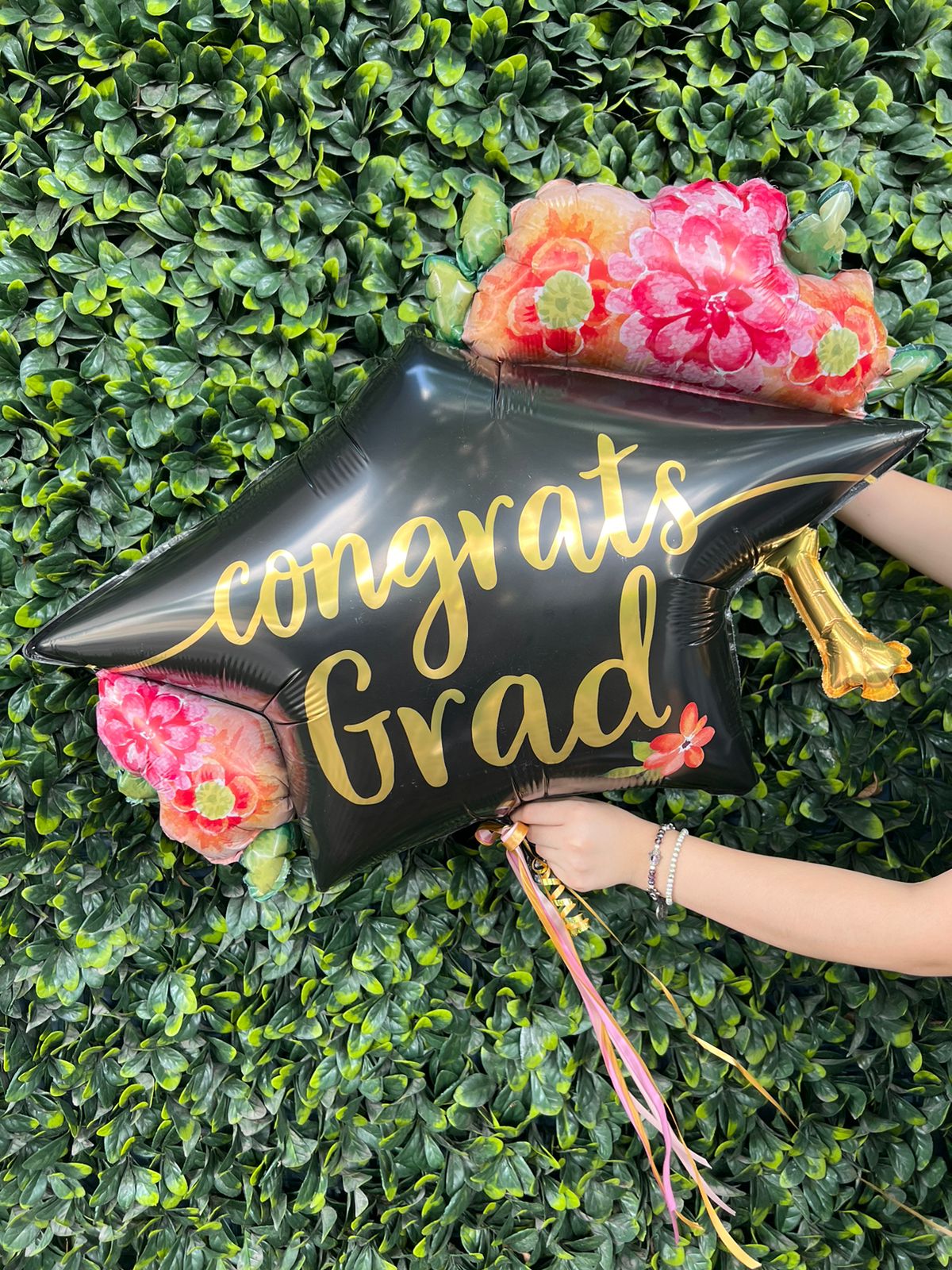 Congrats Grad (Floral)