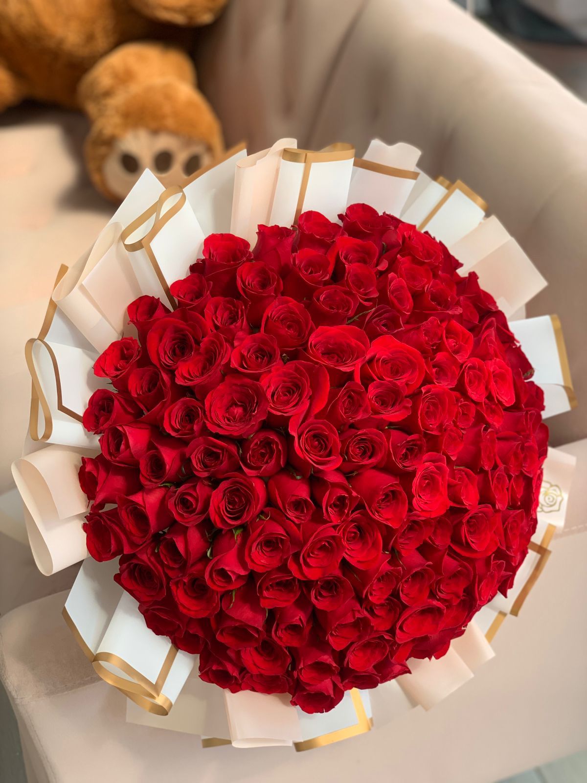 Bouquet 100 Roses Rouges Signature Bouquet (100 Roses) | Top Flowers
