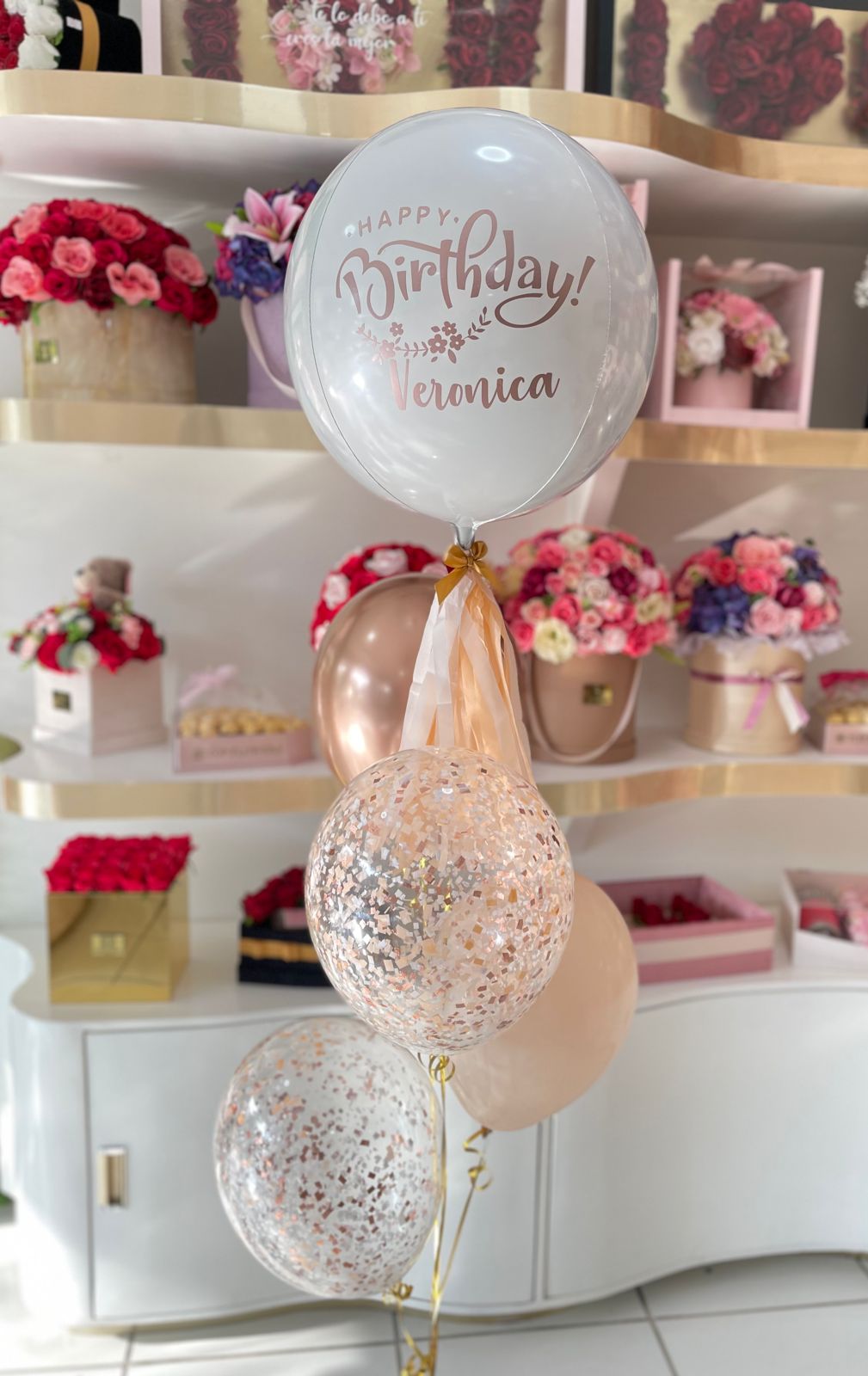 White Orbz Top Flowers